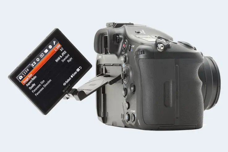 articulated screen