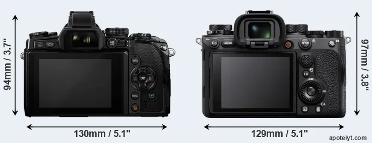 Comparison E-M1 or A1 rear