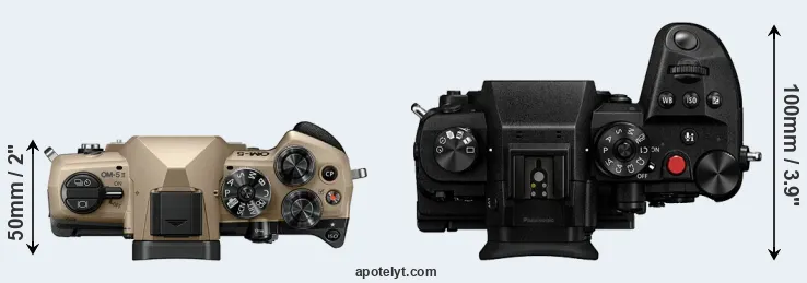 Compare OM-5 II versus GH6 top